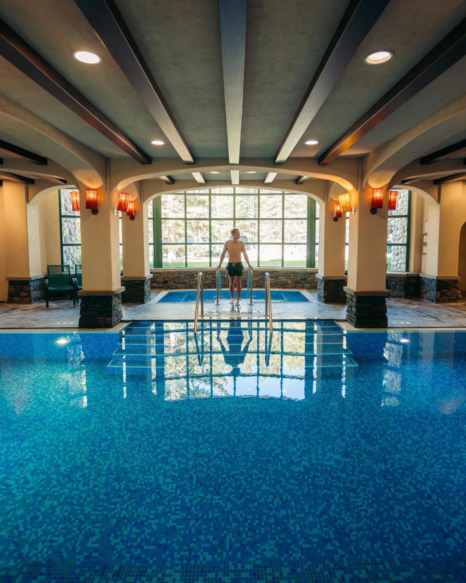 Post Hotel & Spa Lake Louise Kültér fotó