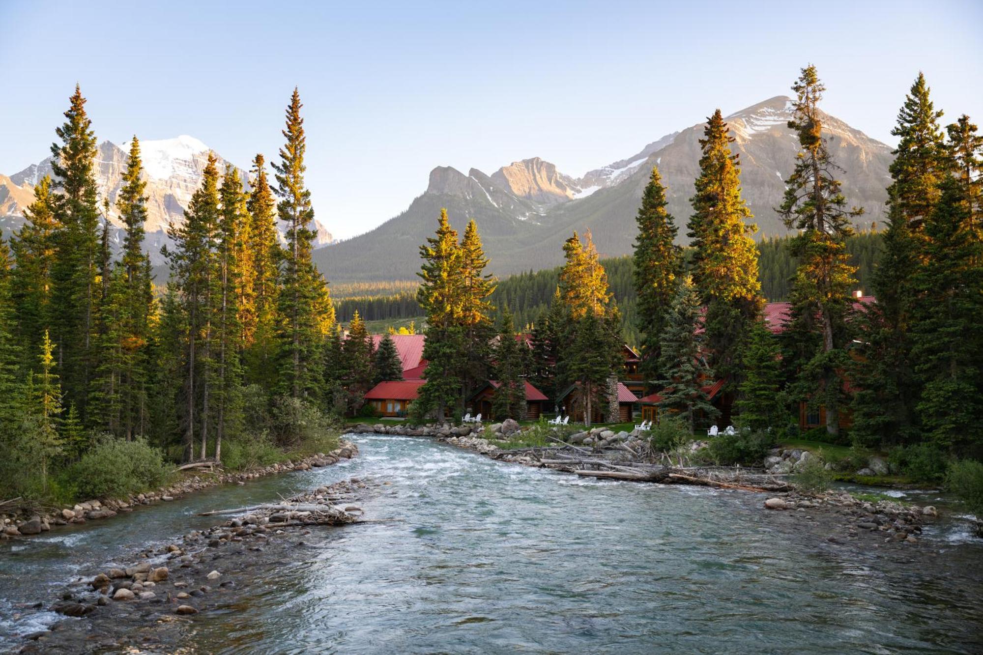 Post Hotel & Spa Lake Louise Kültér fotó