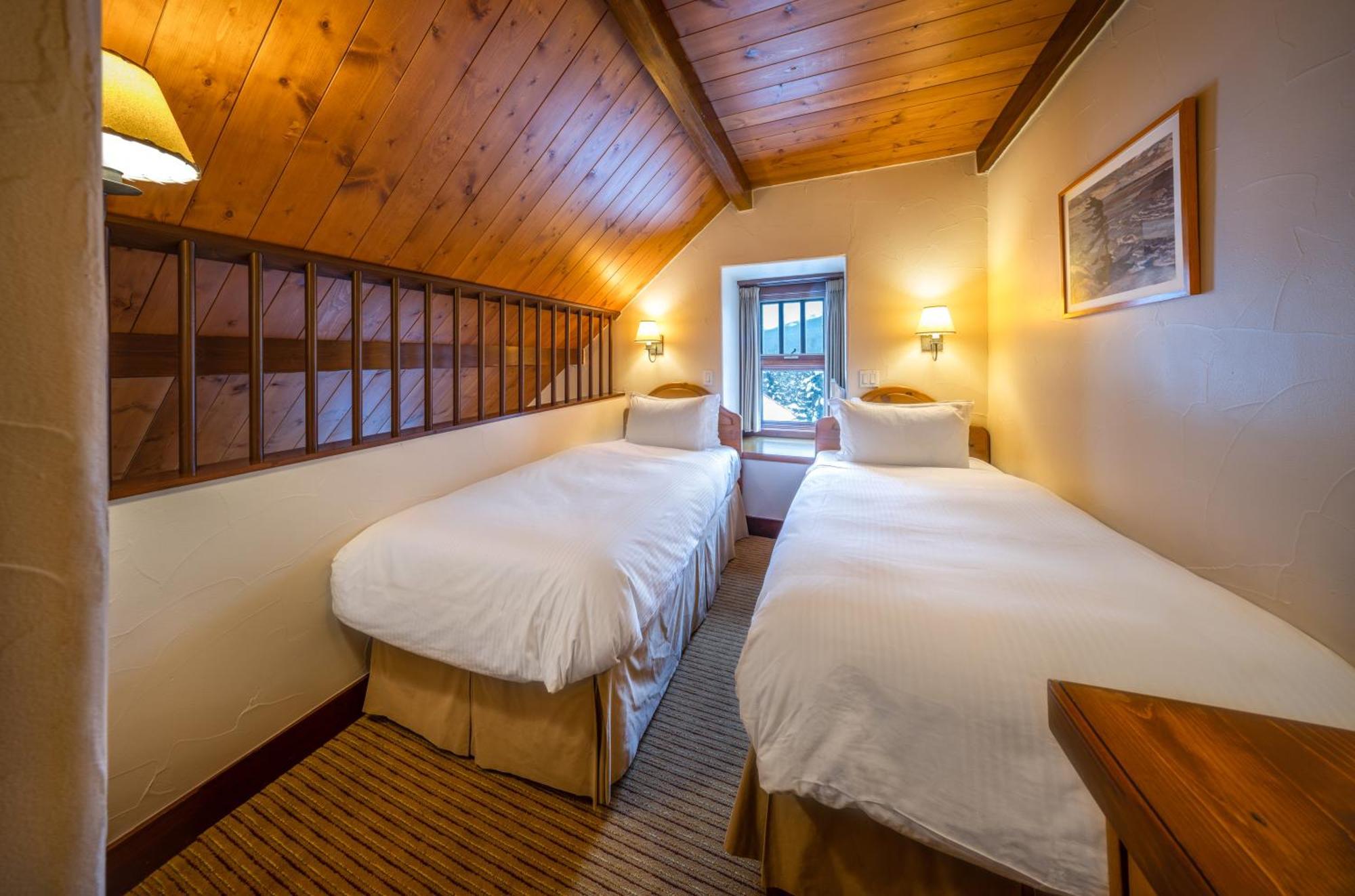 Post Hotel & Spa Lake Louise Kültér fotó