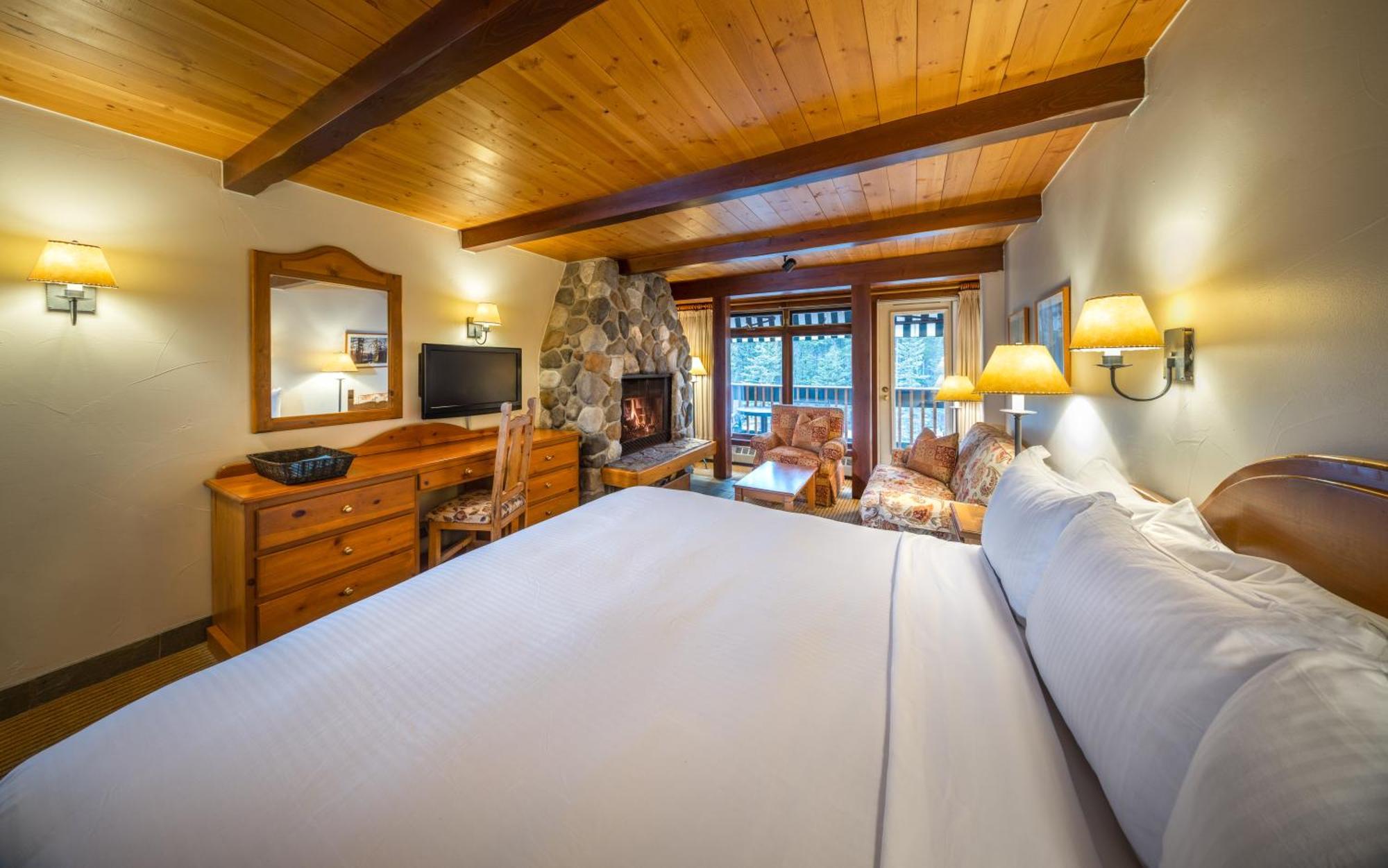 Post Hotel & Spa Lake Louise Kültér fotó